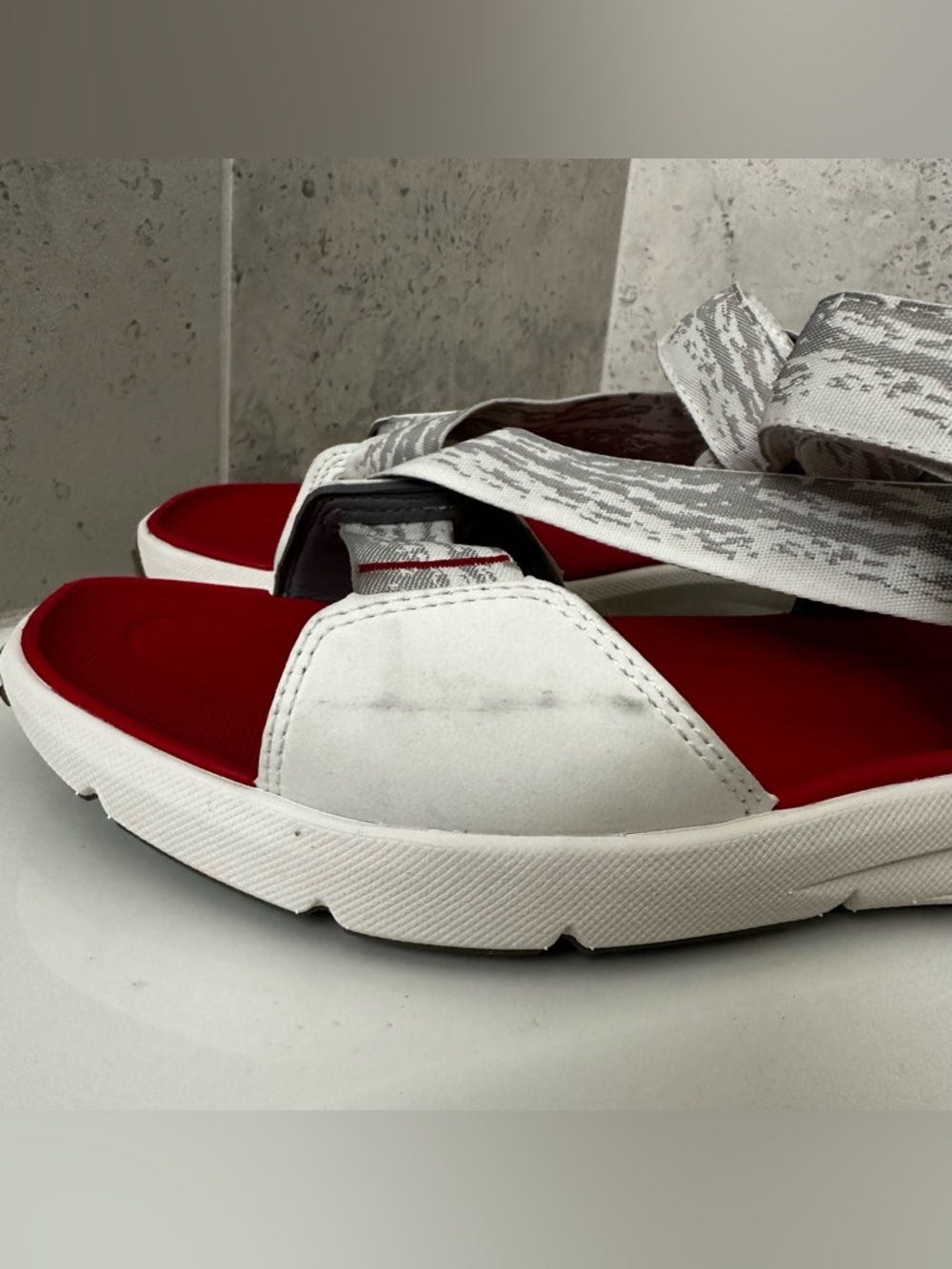 Timberland White and Red Men's Sport Sandals Size 10 Men - Picture 3 of 16